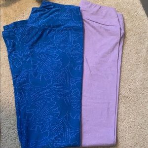 LuLaRoe Lot of 2 One Size Leggings